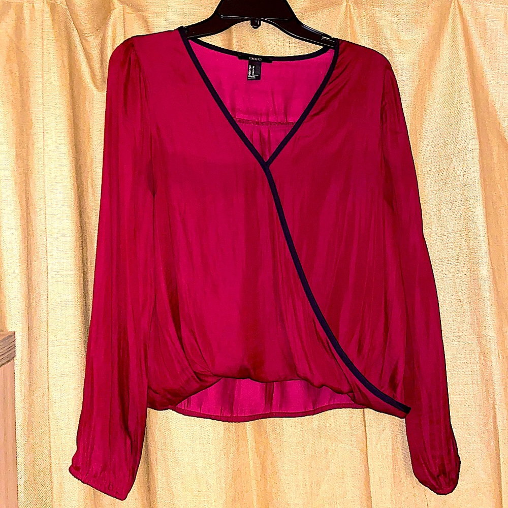 Deep red women’s Forever 21 single button blouse